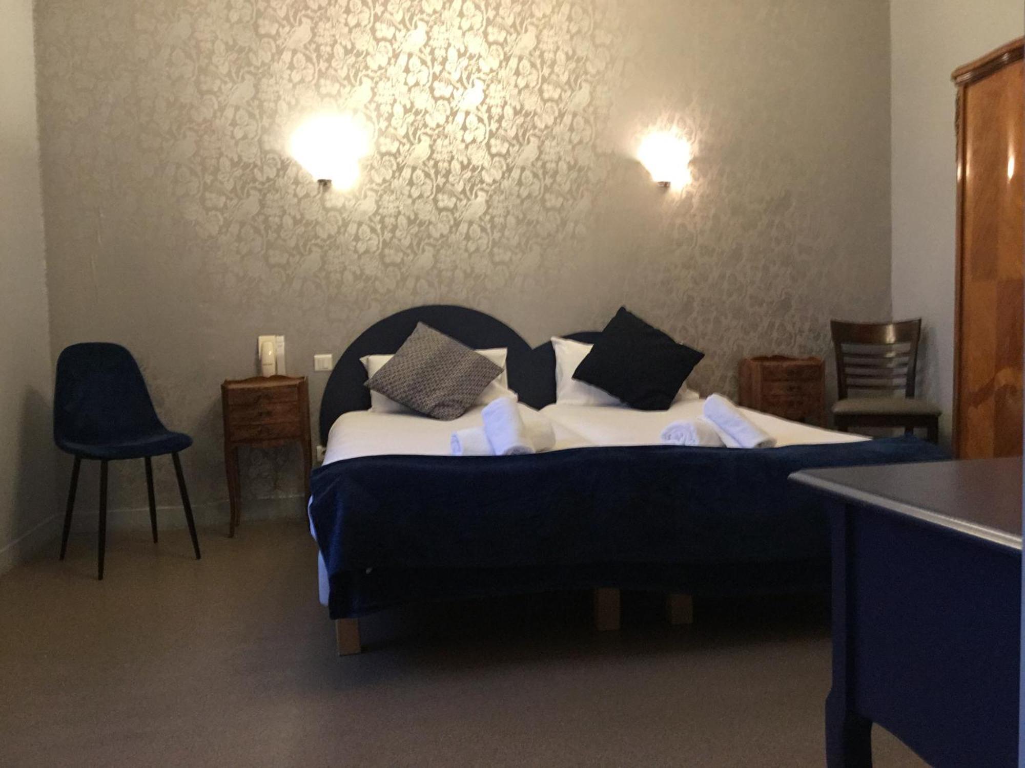 Hotel Le Pont Napoleon La Celle-sous-Gouzon Eksteriør billede